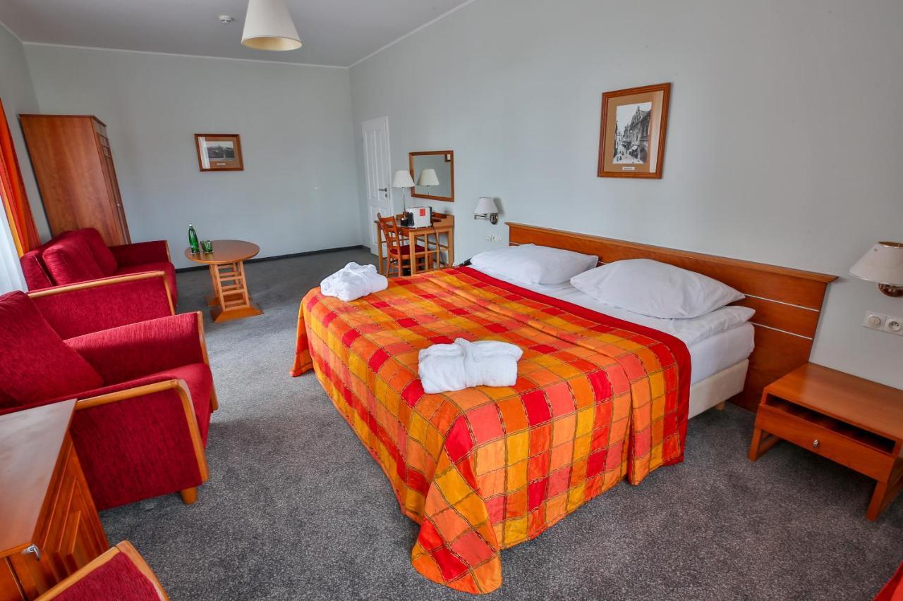 Lh Hotel Dvorak Tabor Congress & Wellness Екстериор снимка