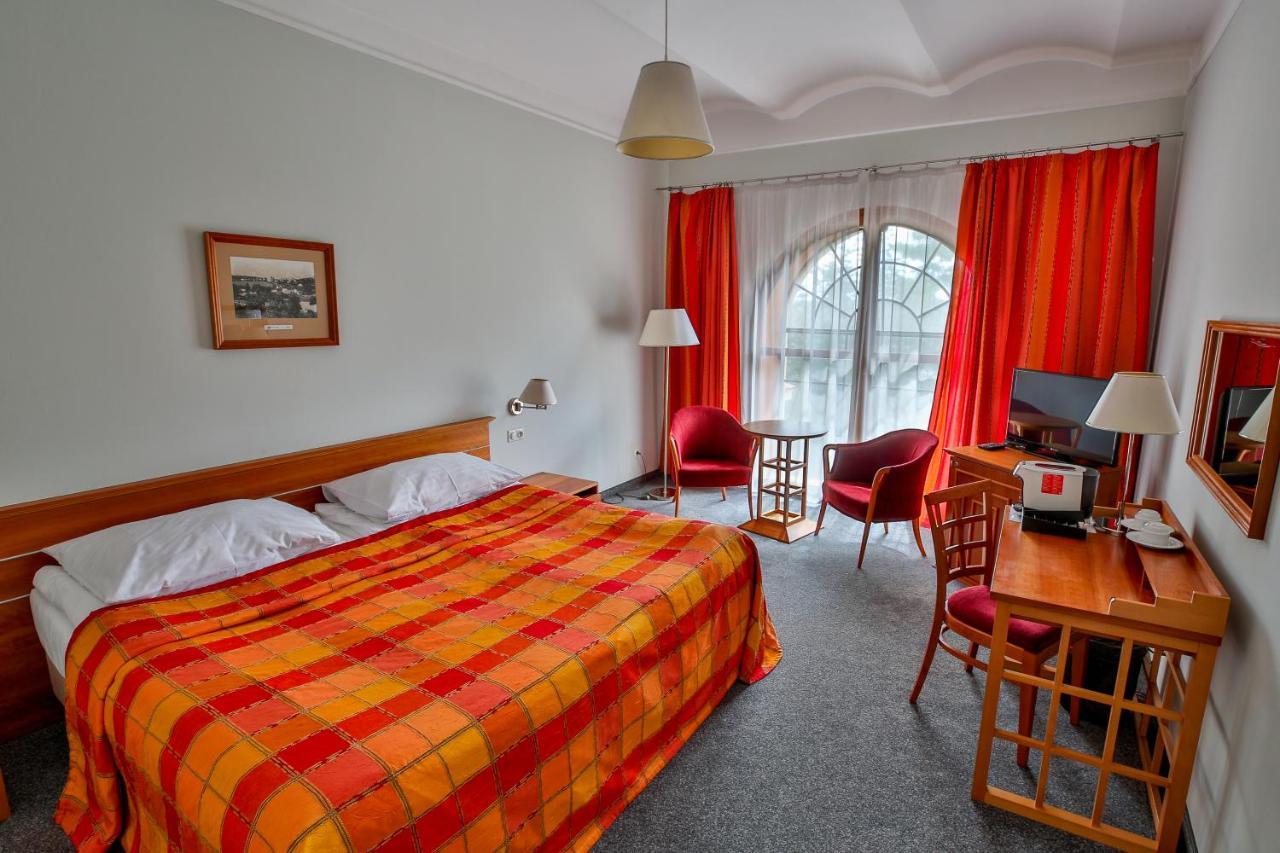Lh Hotel Dvorak Tabor Congress & Wellness Екстериор снимка