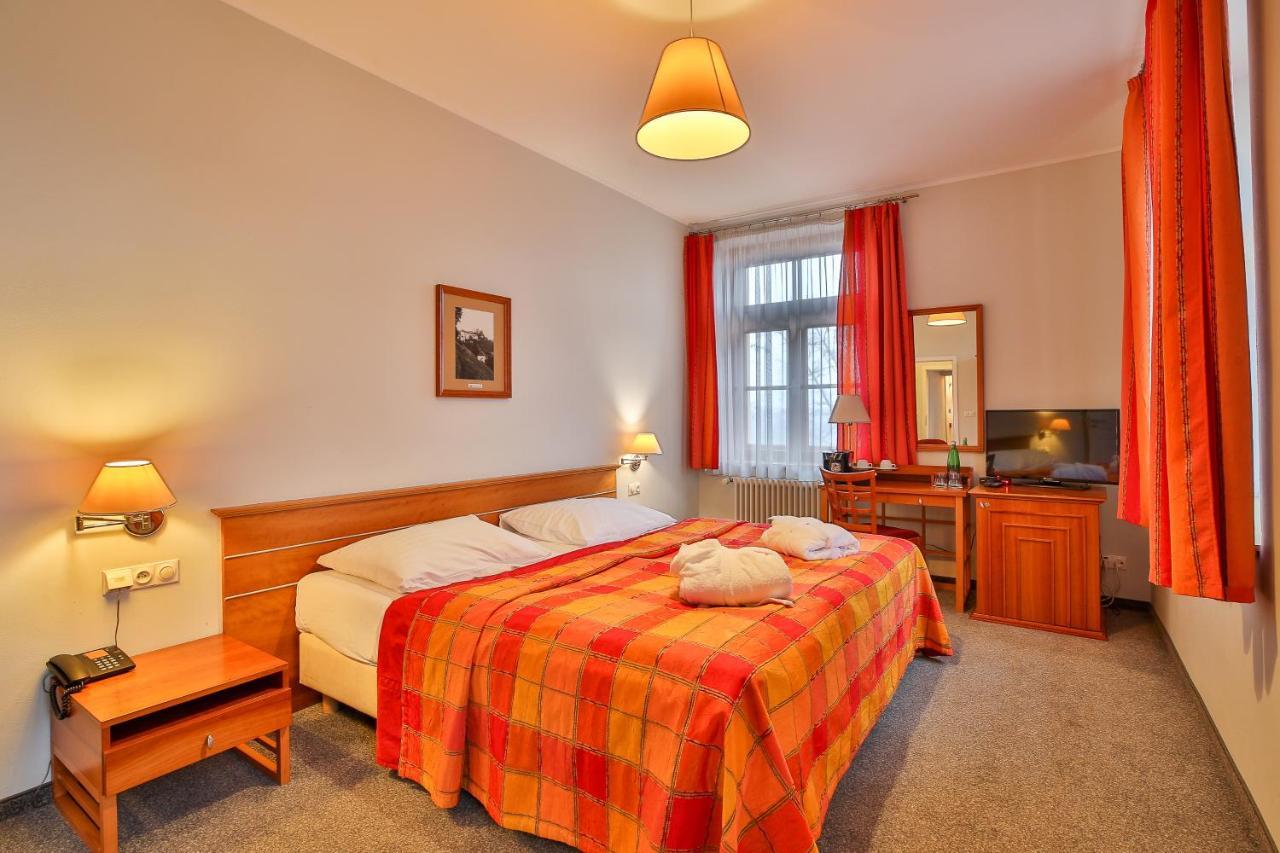 Lh Hotel Dvorak Tabor Congress & Wellness Екстериор снимка