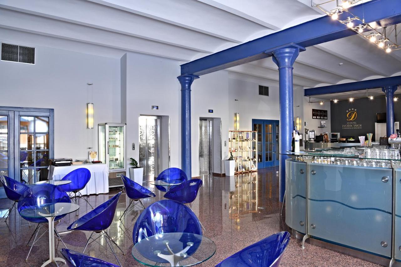 Lh Hotel Dvorak Tabor Congress & Wellness Екстериор снимка