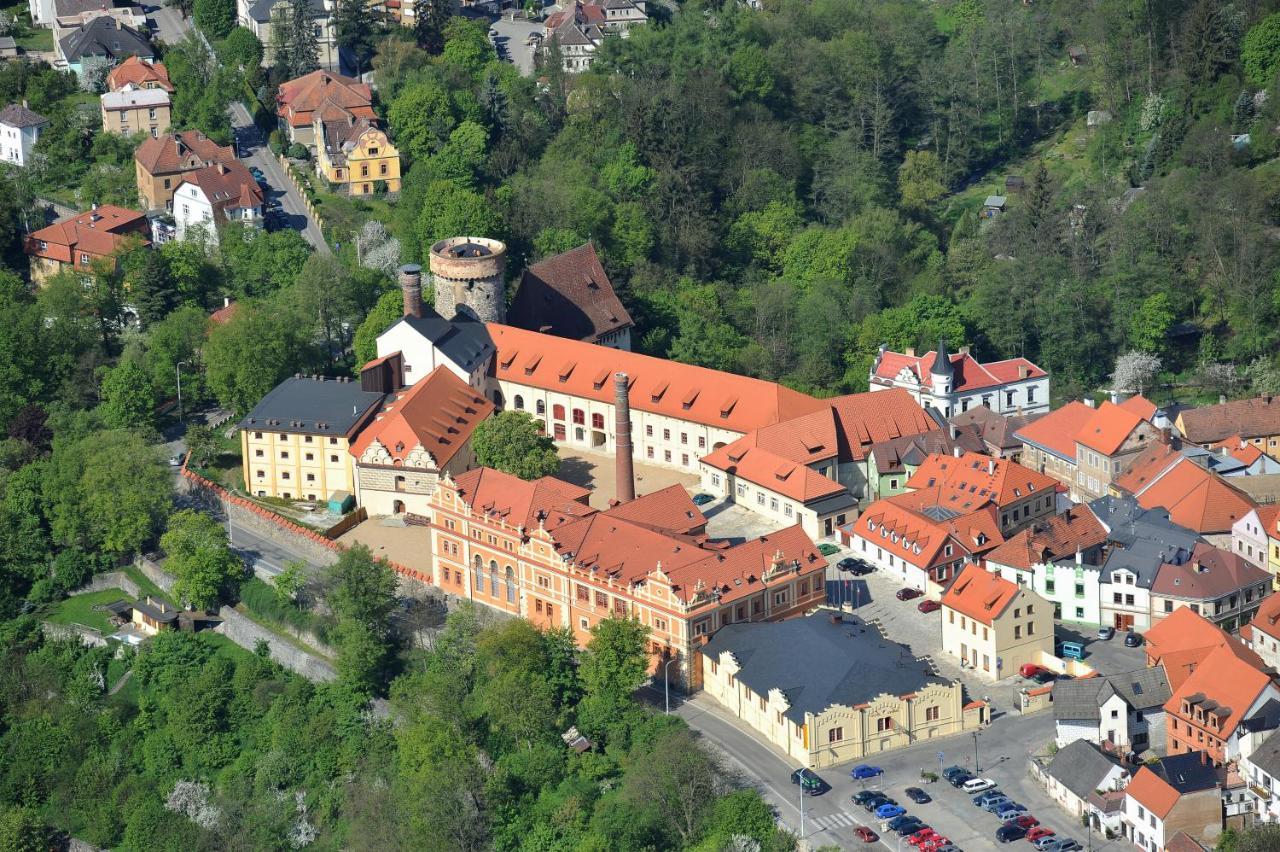 Lh Hotel Dvorak Tabor Congress & Wellness Екстериор снимка