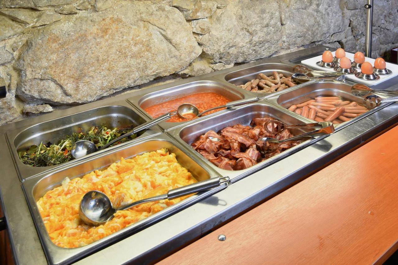 Lh Hotel Dvorak Tabor Congress & Wellness Екстериор снимка